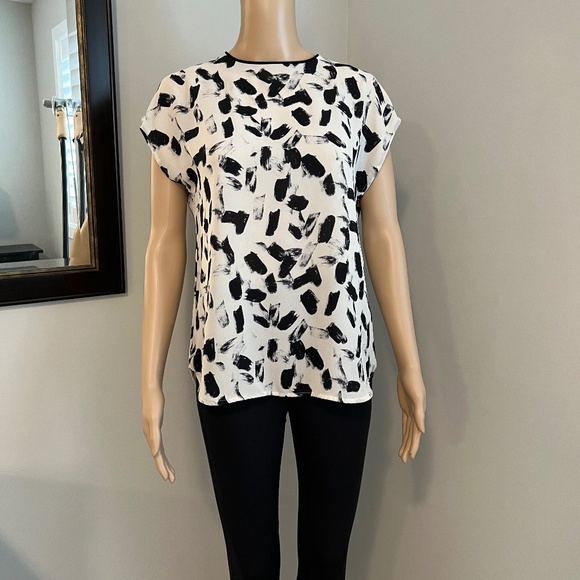 Petite Banana Republic Sleeveless Blouse, Black & Cream - Picture 1 of 5